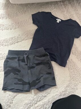 Splendid Navy Short Sleeve Tee with Charcoal Camo Shorts